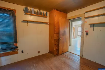 42 E St, Lebanon, OR 97355 - Photo 19