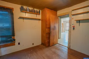 42 E St, Lebanon, OR 97355 - Photo 19