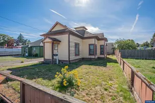 42 E St, Lebanon, OR 97355 - Photo 29