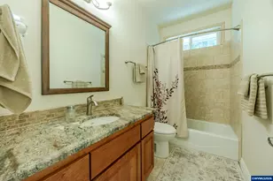 29877 Bartels Creeks Dr, Lebanon, OR 97355 - Photo 37