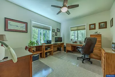 29877 Bartels Creeks Dr, Lebanon, OR 97355 - Photo 35