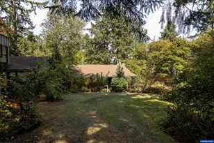 4599 Eagle Crest Rd NW, Salem, OR 97304 - Photo 41