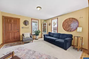 1275 SE Jefferson St, Dallas, OR 97338 - Photo 3