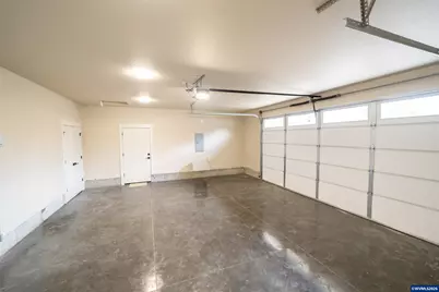 950 6th St, Lyons, OR 97358 - Photo 23
