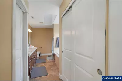 1340 West Meadows Dr NW, Salem, OR 97304 - Photo 35