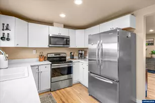 398 Mize Rd SE, Salem, OR 97302 - Photo 15