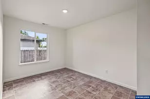 2645 Evergreen Ct NE, Salem, OR 97301 - Photo 13