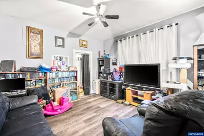 1394 Leslie St SE, Salem, OR 97301 - Photo 5