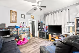 1394 Leslie St SE, Salem, OR 97301 - Photo 5