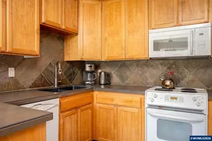 68651 E Bowmans Cir, Welches, OR 97067 - Photo 11