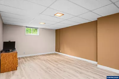 27828 Gibralter Lp, Eugene, OR 97405 - Photo 33