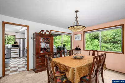 27828 Gibralter Lp, Eugene, OR 97405 - Photo 7