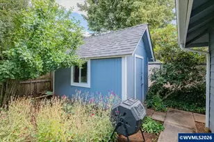 5746 Flairstone Dr SE, Salem, OR 97306 - Photo 39