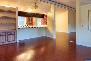 4155 NE Three Mile Ln, McMinnville, OR 97128 - Photo 9