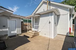 1147 Juniper St, Junction City, OR 97448 - Photo 25
