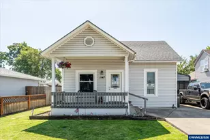 1147 Juniper St, Junction City, OR 97448 - Photo 3