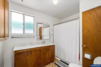 1147 Juniper St, Junction City, OR 97448 - Photo 17