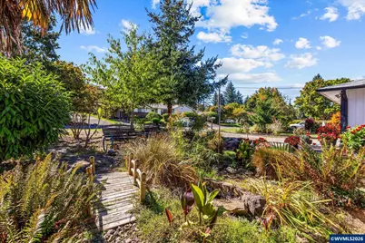 1319 Hemlock St NW, Salem, OR 97304 - Photo 39