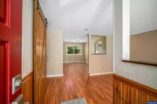 815 Valleywood Dr SE, Salem, OR 97306 - Photo 5