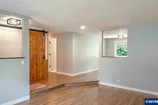 815 Valleywood Dr SE, Salem, OR 97306 - Photo 9