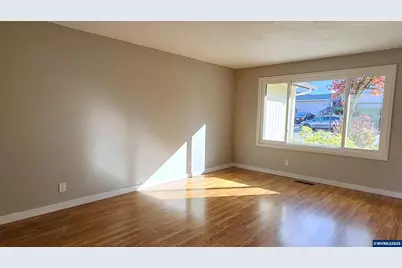 815 Valleywood Dr SE, Salem, OR 97306 - Photo 7