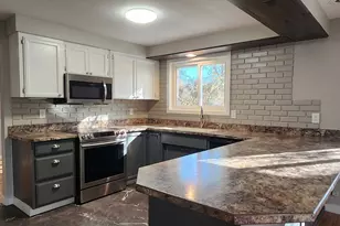 815 Valleywood Dr SE, Salem, OR 97306 - Photo 13