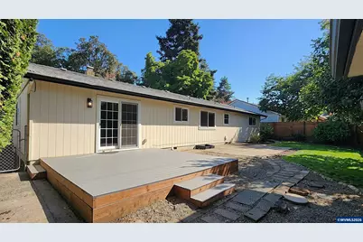 815 Valleywood Dr SE, Salem, OR 97306 - Photo 3