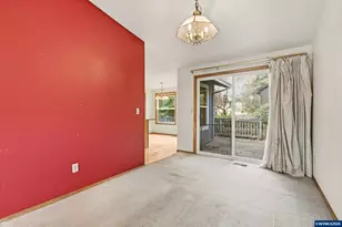 3738 SW 16th Ct, Gresham, OR 97080 - Photo 9