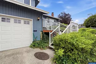 3738 SW 16th Ct, Gresham, OR 97080 - Photo 3
