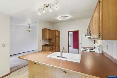 3738 SW 16th Ct, Gresham, OR 97080 - Photo 13