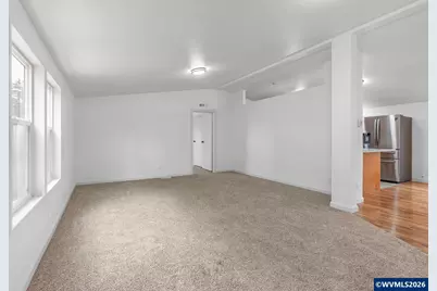 620 E St, Lebanon, OR 97355 - Photo 5