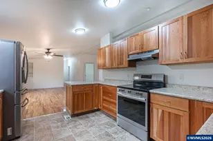 620 E St, Lebanon, OR 97355 - Photo 15