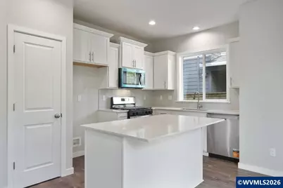 7421 SE Berg Dr, Corvallis, OR 97330 - Photo 11