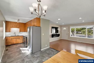 708 28th Av SE, Albany, OR 97322 - Photo 9