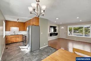 708 28th Av SE, Albany, OR 97322 - Photo 9