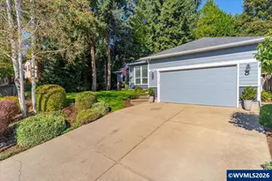 303 Carnelia St SE, Salem, OR 97306 - Photo 3