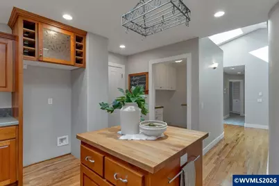 303 Carnelia St SE, Salem, OR 97306 - Photo 25