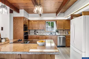 3204 Glen Creek Rd NW, Salem, OR 97304 - Photo 15