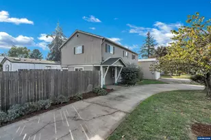 1203 Oak St, Amity, OR 97101 - Photo 3