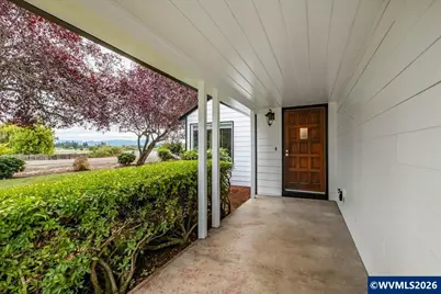 1110 Cascade Dr, Lebanon, OR 97355 - Photo 5
