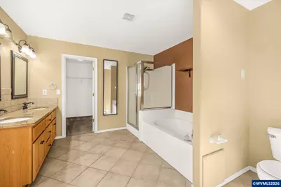 2548 Edgewater Dr, Woodburn, OR 97071 - Photo 15