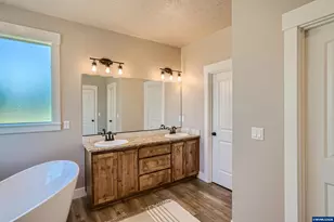 9184 Golf Club Rd SE, Aumsville, OR 97325 - Photo 31