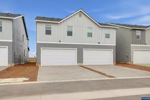 1074 Drake Ln, Woodburn, OR 97071 - Photo 27