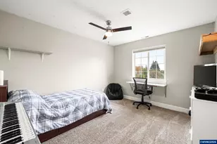 38 Sweden Cir, Silverton, OR 97381 - Photo 29