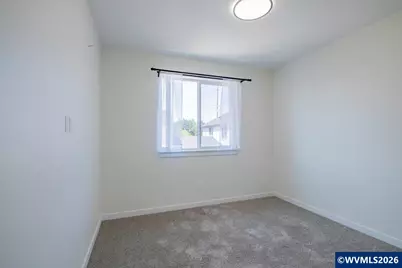 538 S 7th St, Independence, OR 97351 - Photo 27