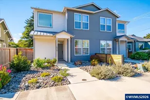 538 S 7th St, Independence, OR 97351 - Photo 3