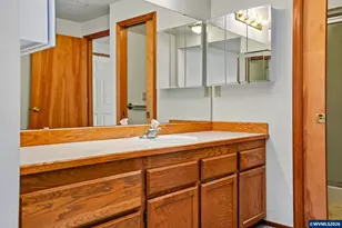 1013 NE Lorvik Pl, Corvallis, OR 97330 - Photo 23
