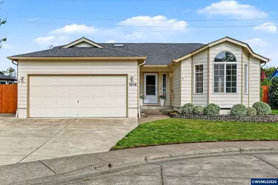 1013 NE Lorvik Pl, Corvallis, OR 97330 - Photo 1