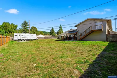675 SW Parkside Dr, Mill City, OR 97360 - Photo 43