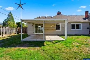 675 SW Parkside Dr, Mill City, OR 97360 - Photo 31